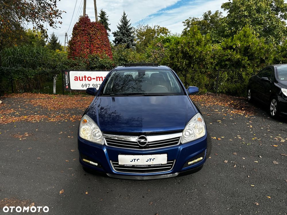 Opel Astra 2008 photo 3