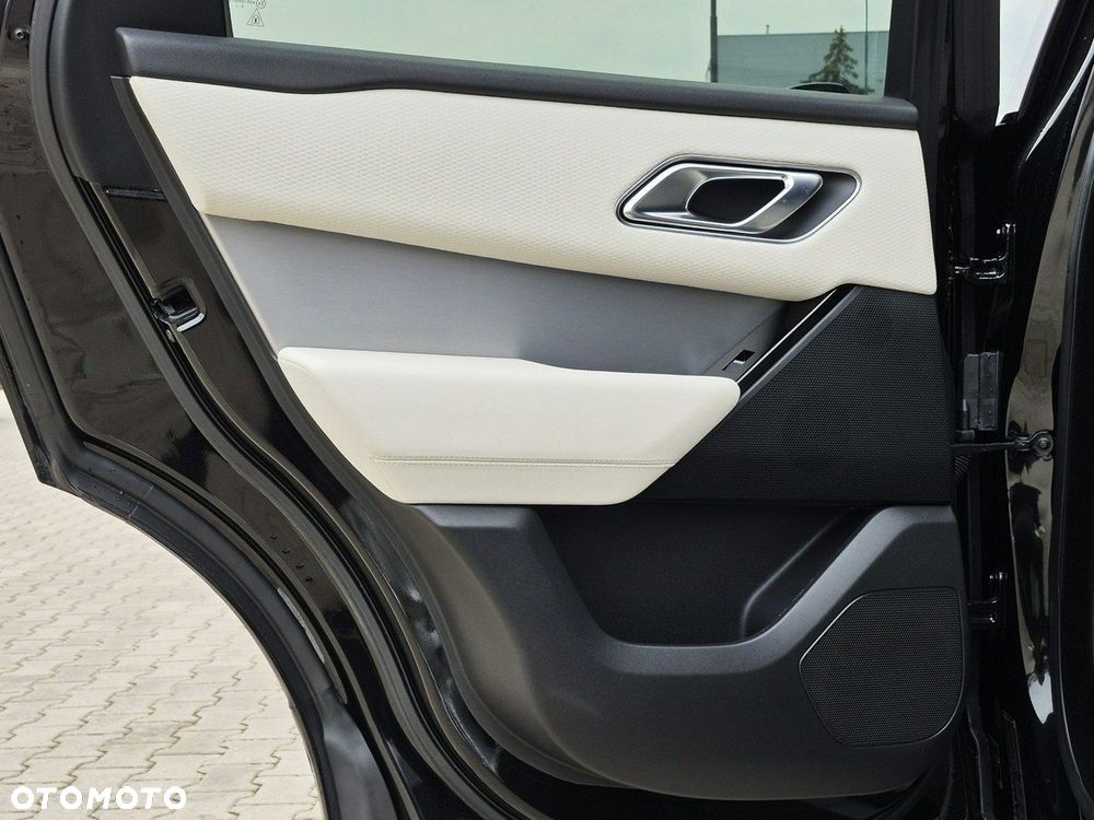 Land Rover Range Rover Velar 2.0 P250 R-Dynamic S - 24