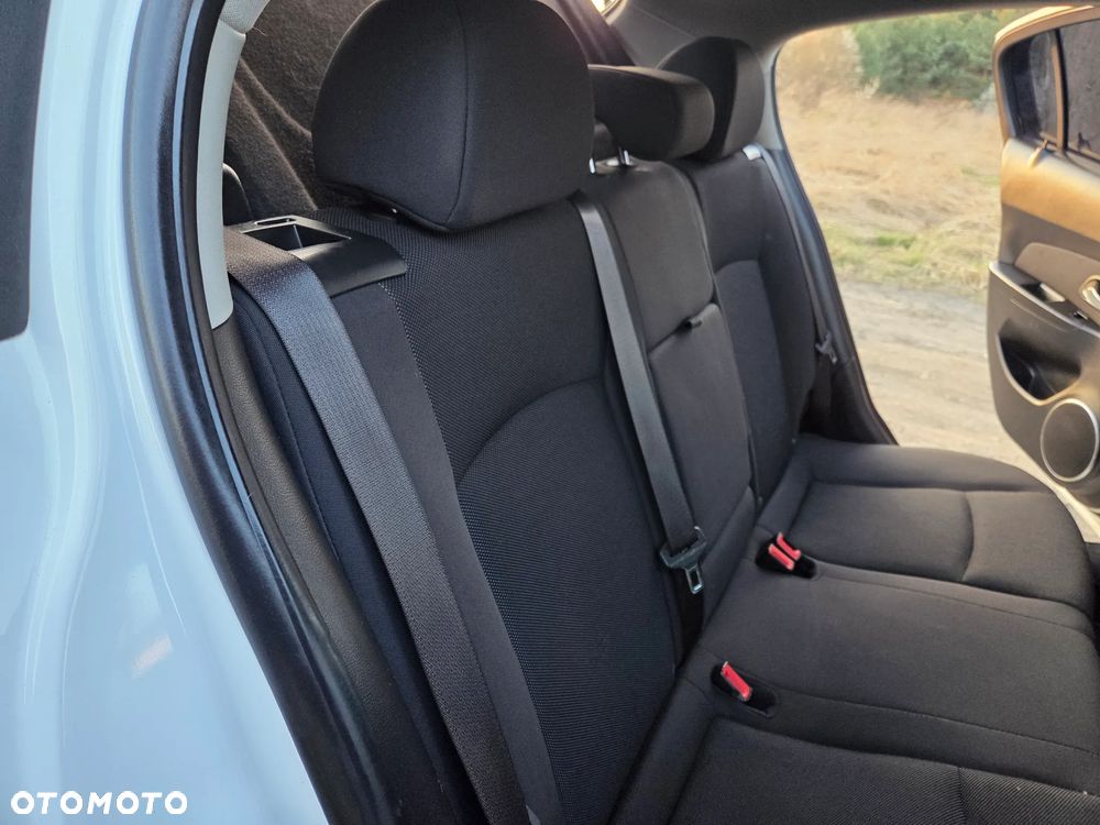 Chevrolet Cruze 1.6 LT - 24