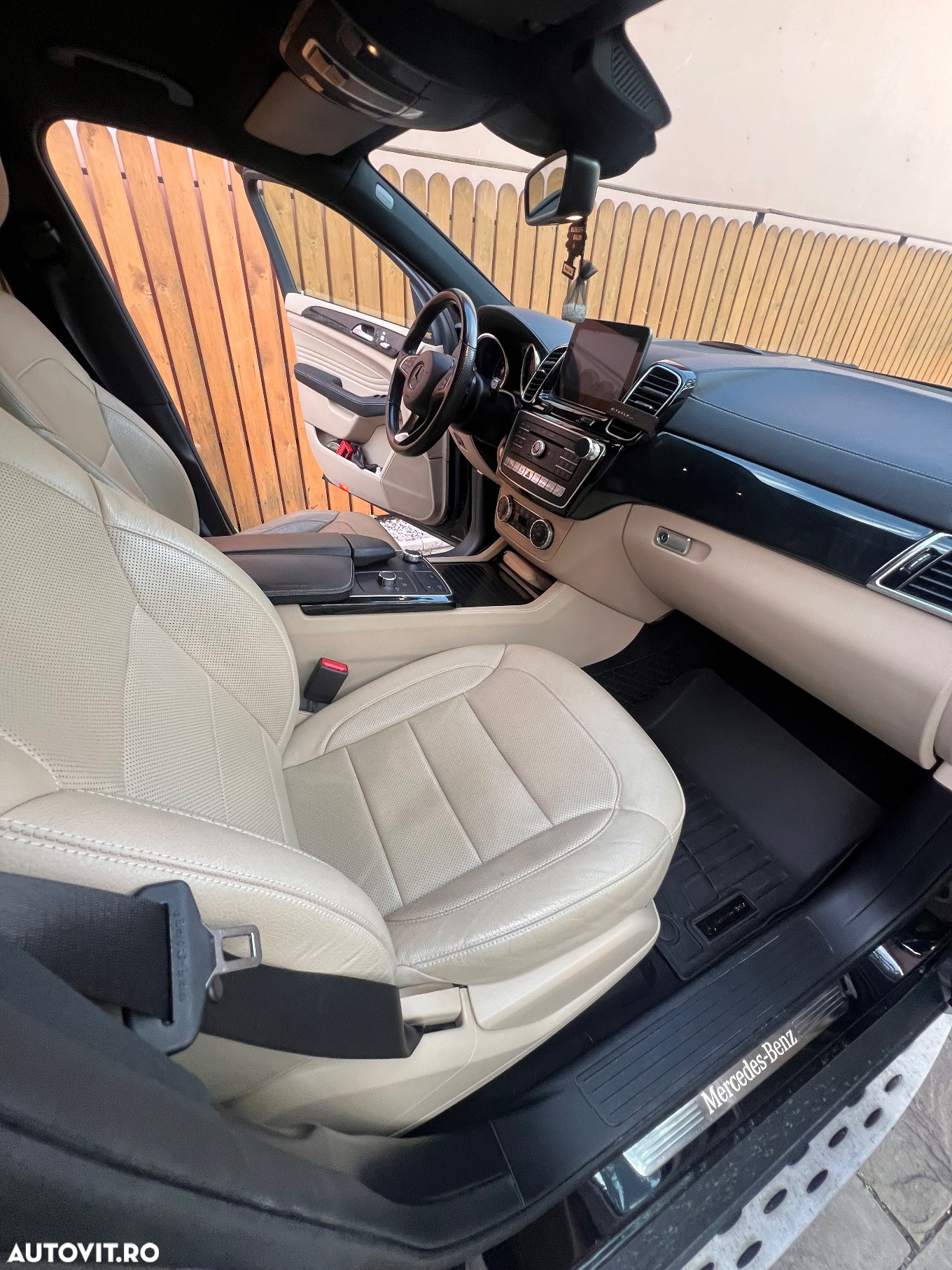 Mercedes-Benz GLE 350 d 4MATIC - 9