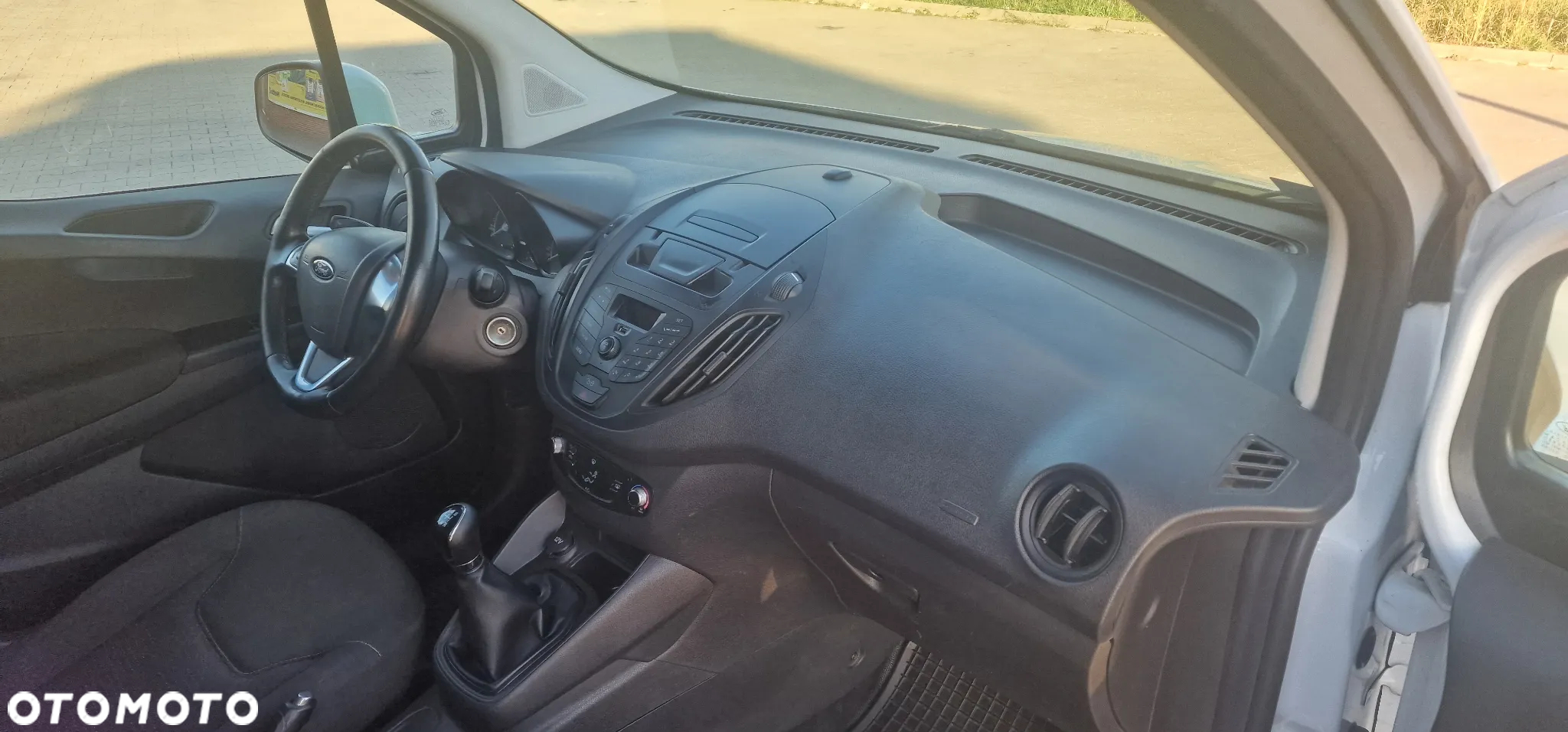 Ford Transit Courier 1.0 EcoBoost Trend - 9