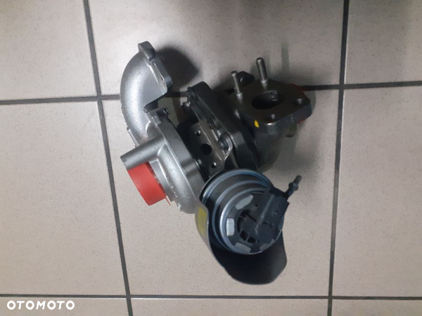 Turbina FORD Peugeot Citroen 1.6 DV6 112KM 9686120680