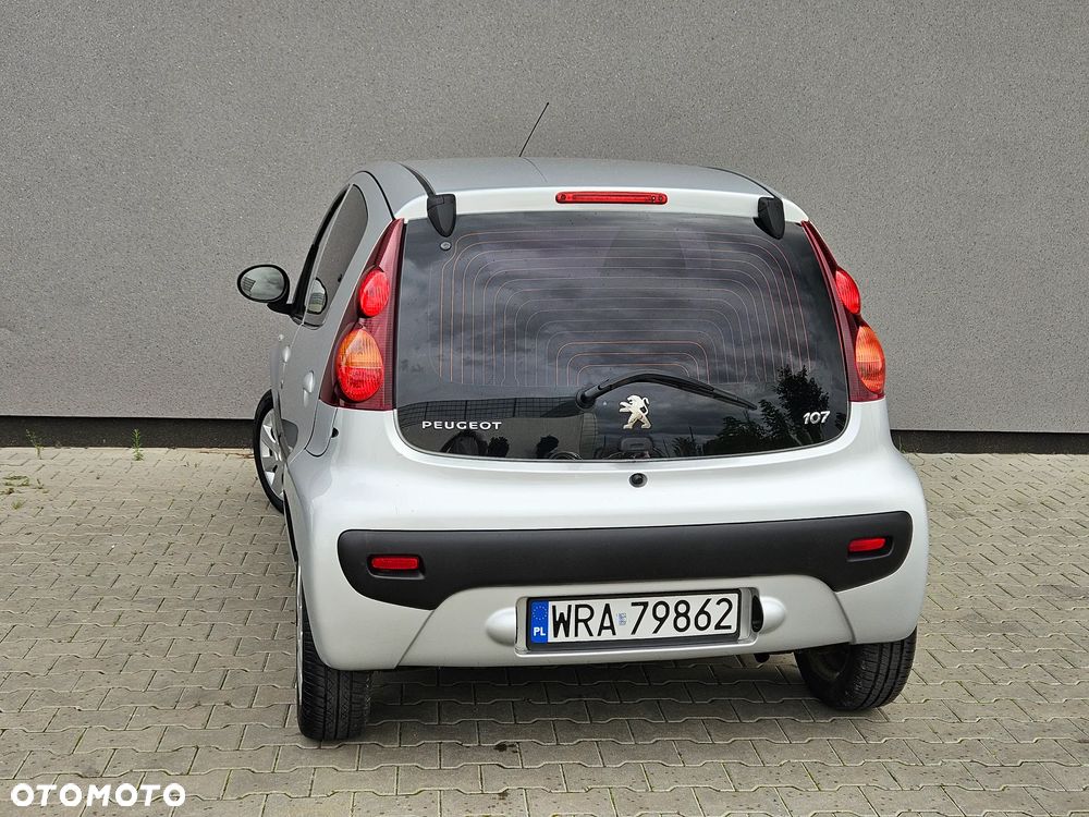 Peugeot 107 1.0 Happy - 16
