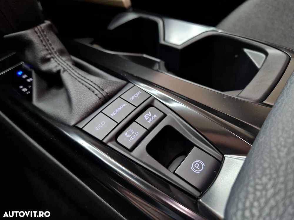 Toyota Camry 2.5 Hybrid Dynamic - 14