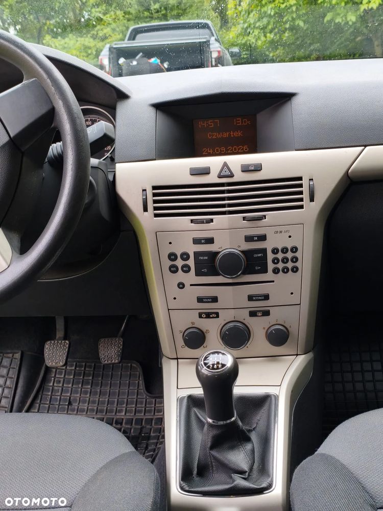 Opel Astra - 10