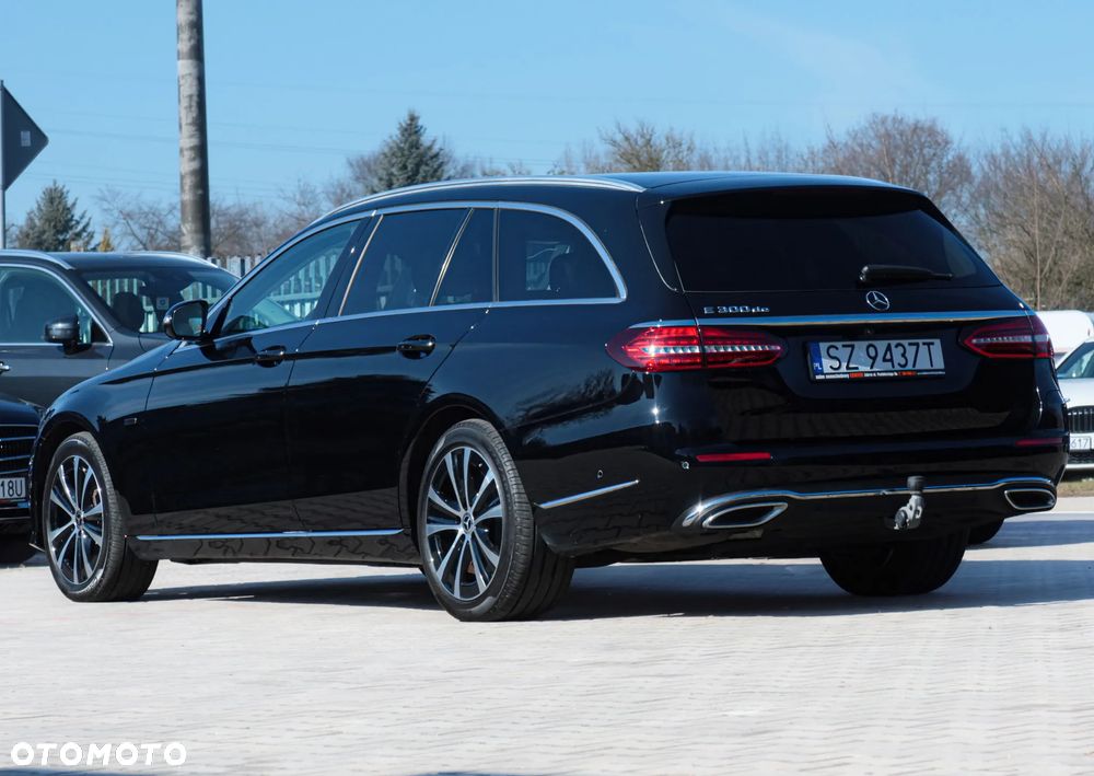 Mercedes-Benz Klasa E 300 de 9G-TRONIC Exclusive - 8