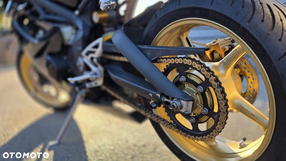 Triumph Daytona - 14