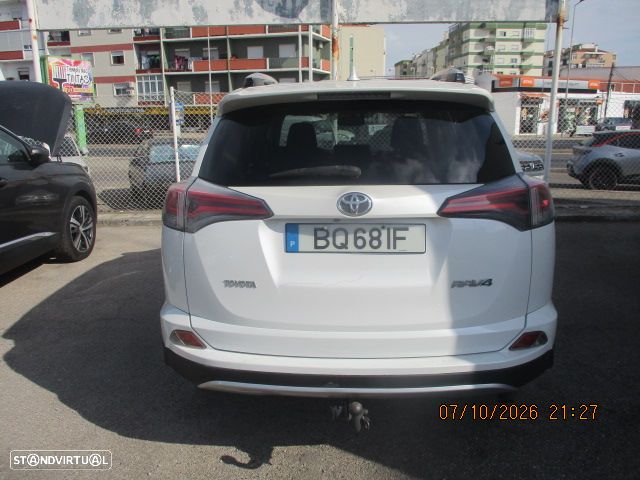 Toyota RAV4 - 5