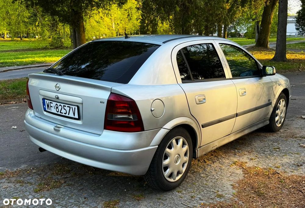 Opel Astra - 3