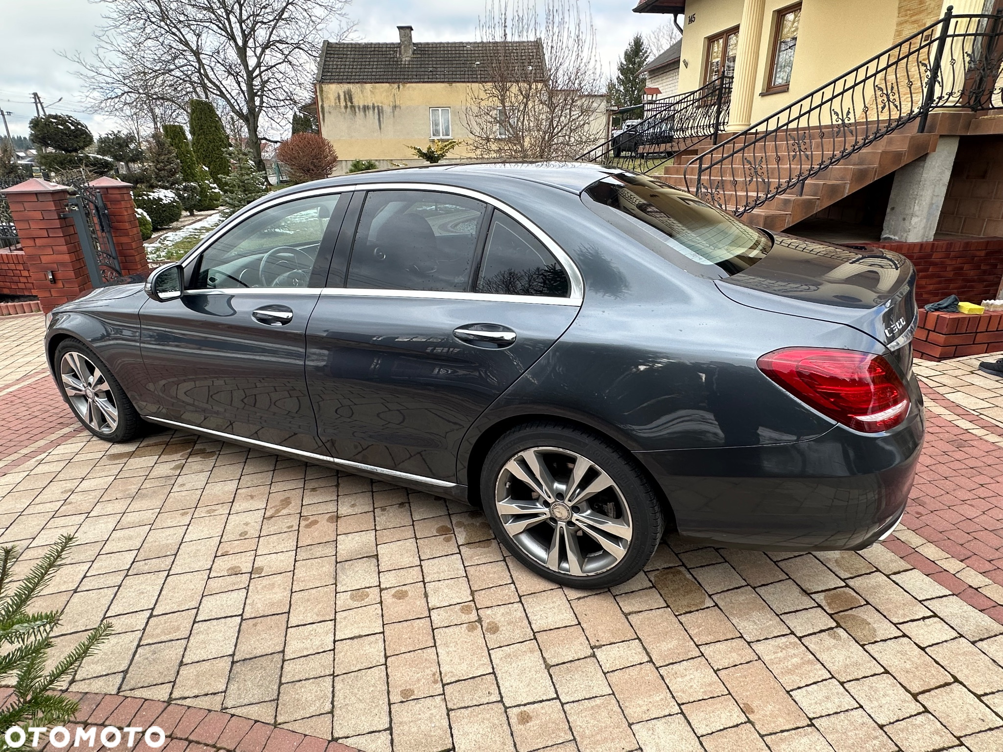 Mercedes-Benz Klasa C 300 7G-TRONIC - 3