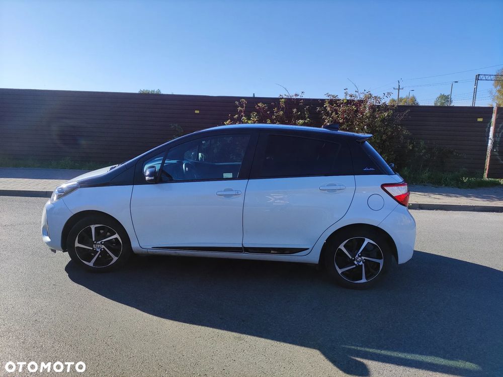 Toyota Yaris 1.5 Selection - 4