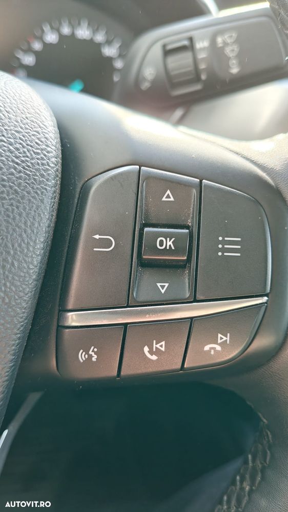 Ford Focus 1.0 EcoBoost Titanium Business - 16