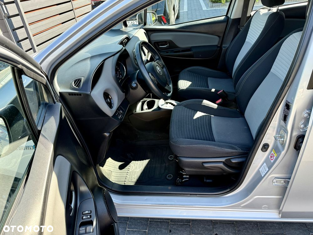 Toyota Yaris Hybrid 1.5 VVT-i Y20 Club - 22