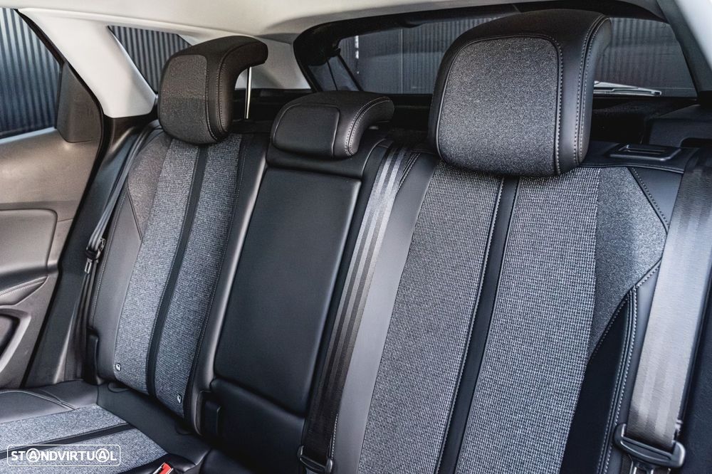Peugeot 3008 1.5 BlueHDi Allure Pack - 17