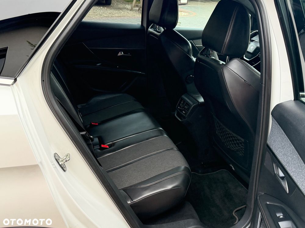 Peugeot 3008 - 23