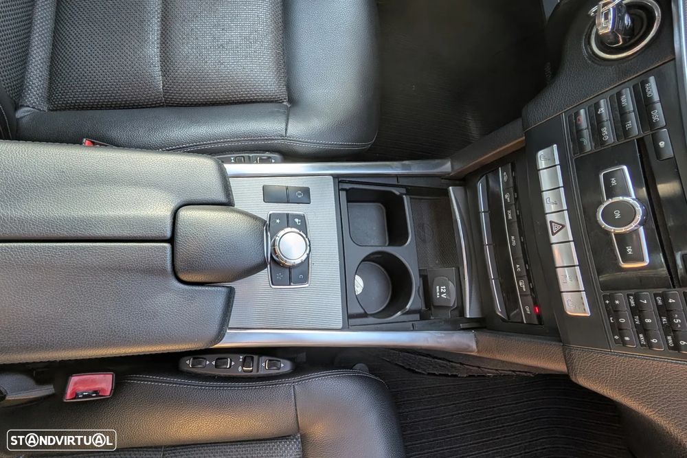 Mercedes-Benz E 300 Bluetec Hybrid Avantgarde - 20