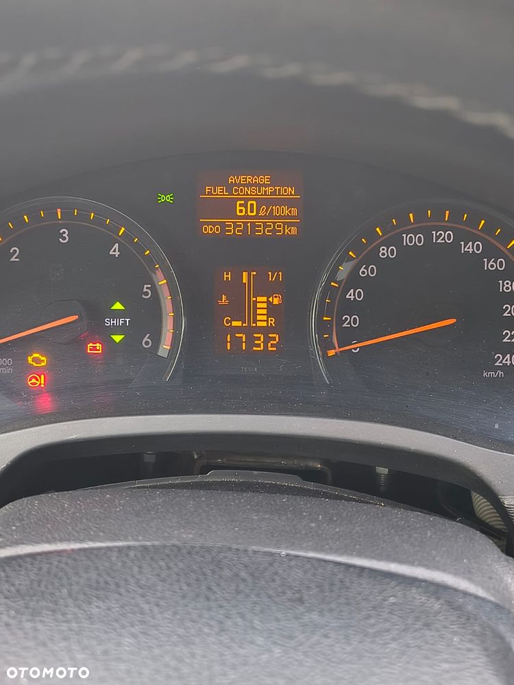 Toyota Avensis 2.0 D-4D Luna - 16