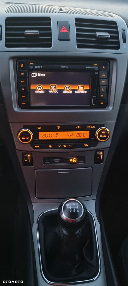 Toyota Avensis 1.8 Edition - 19