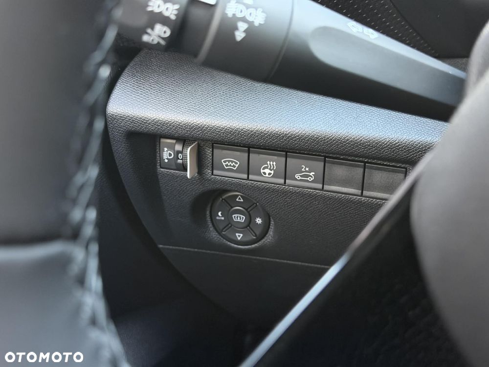 Citroën C4X 1.2 mHEV Max eDCT6 - 16