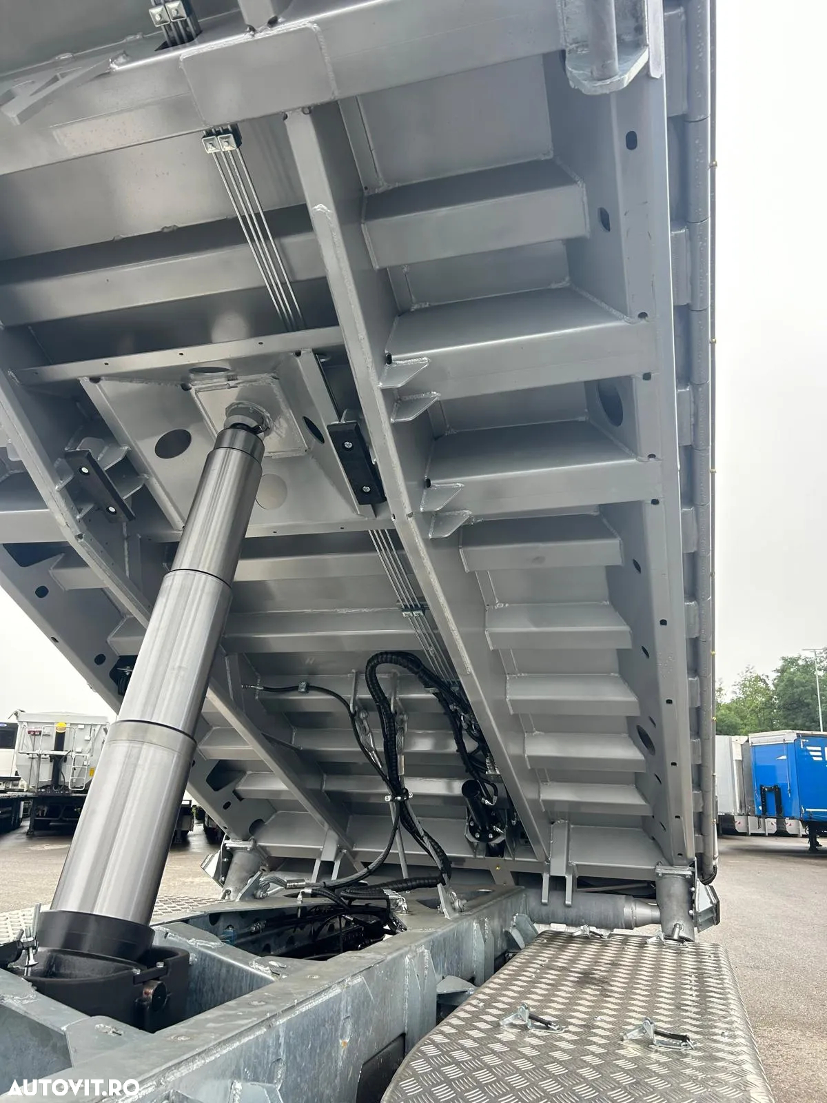 Volvo FH500, Bordmatik, basculare 3 parti, axa liftanta, factura externa - 13