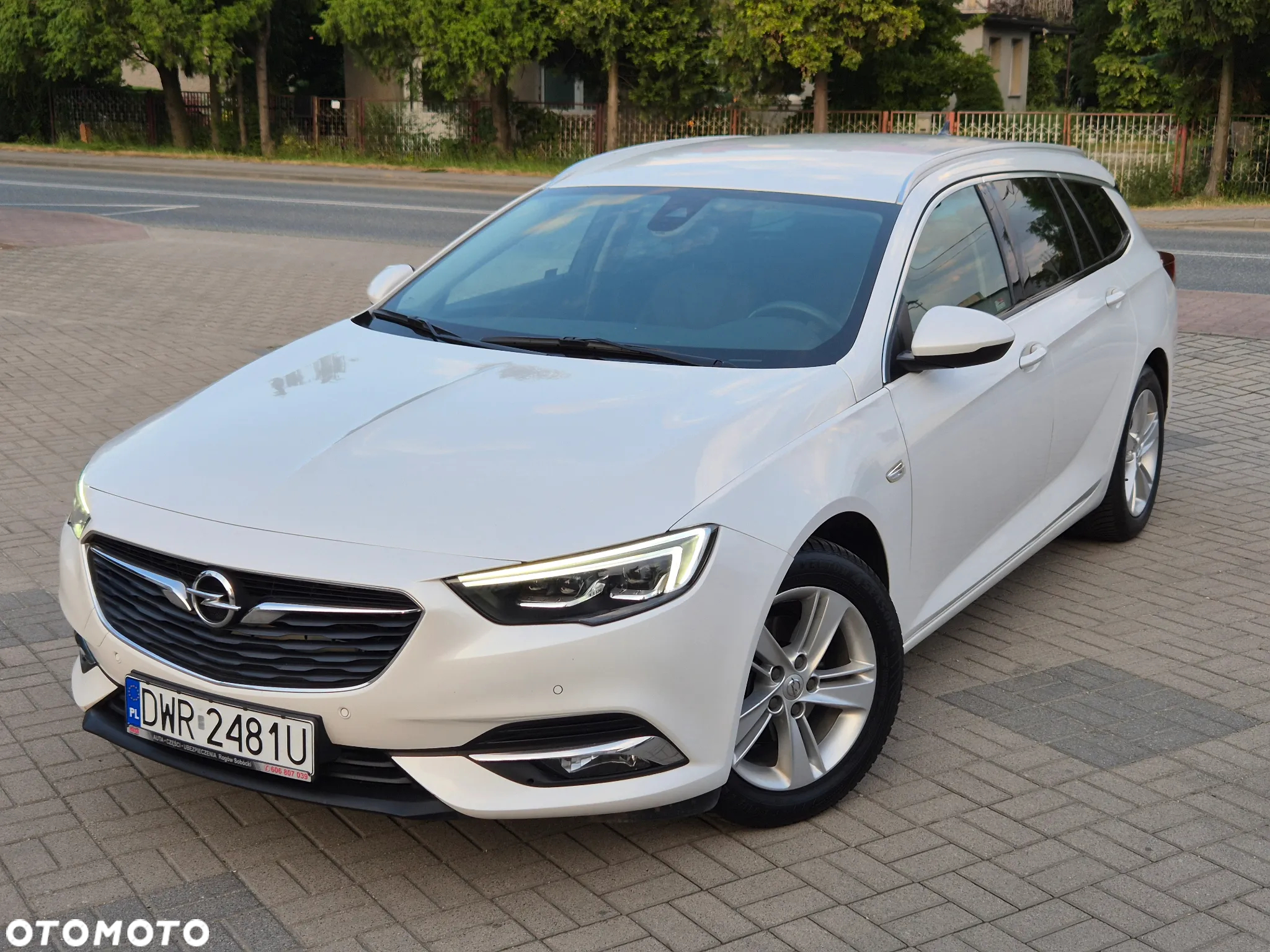 Opel Insignia 1.6 CDTI Elite S&S - 2