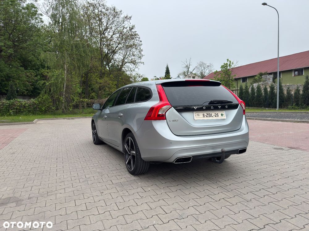 Volvo V60 D4 Kinetic - 7