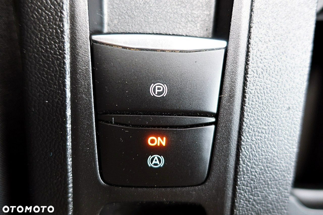 Ford Focus - 19