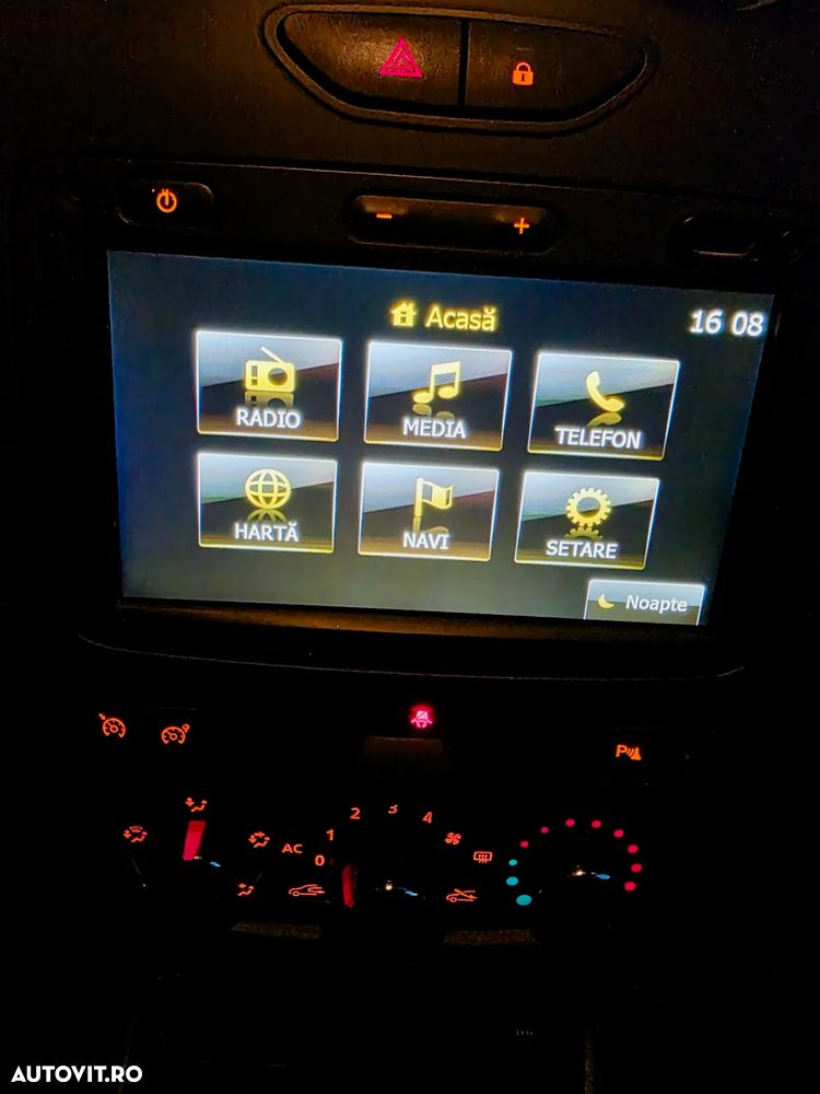 Dacia Duster 1.5 dCi 4x2 Prestige - 18