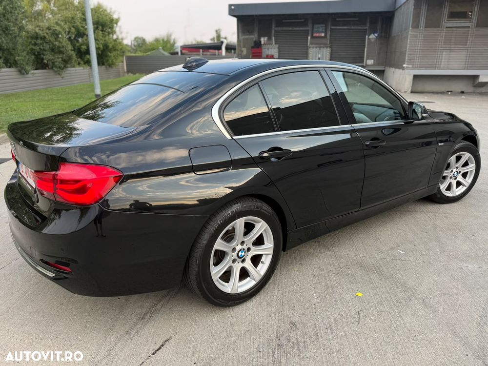 BMW Seria 3 318d Aut. Luxury Line - 17