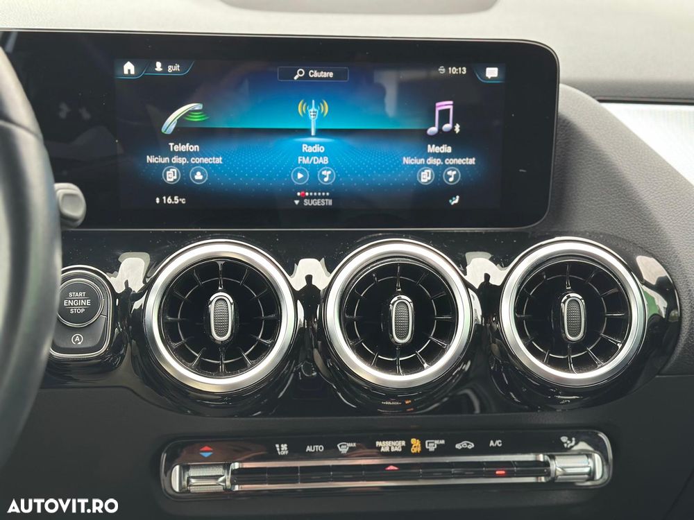Mercedes-Benz GLA 200 d 8G-DCT Progressive - 29