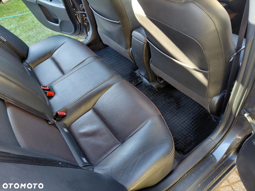 Toyota Avensis 1.8 Prestige - 13