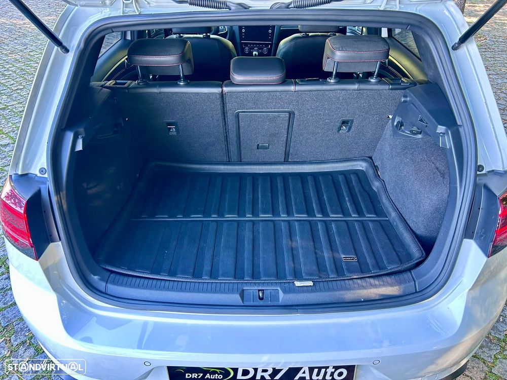 VW Golf 2.0 TSi GTi DSG Performance - 18