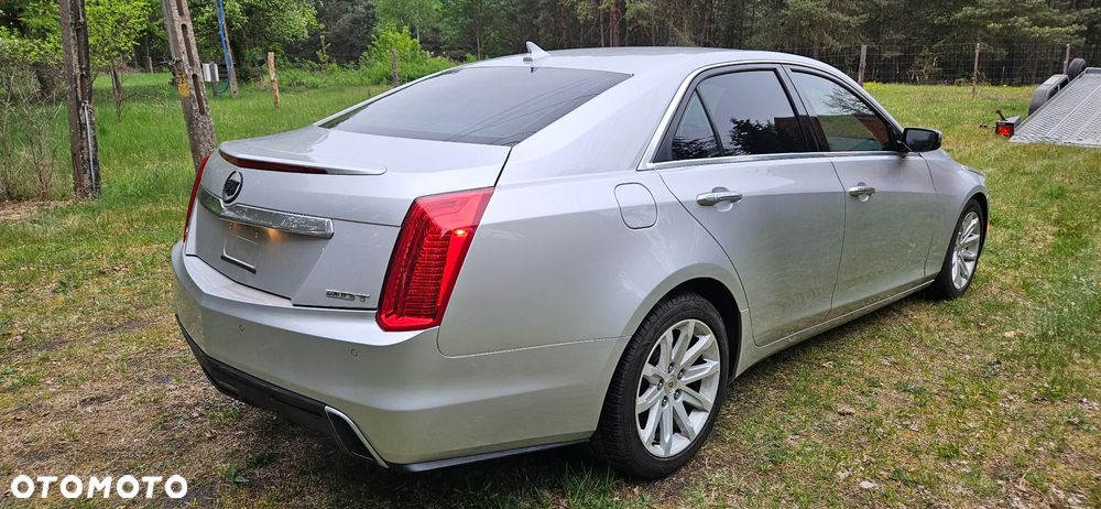 Cadillac CTS - 3