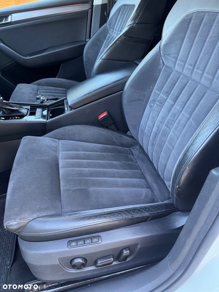 Skoda Superb 2.0 TSI 4x4 Sportline DSG - 18