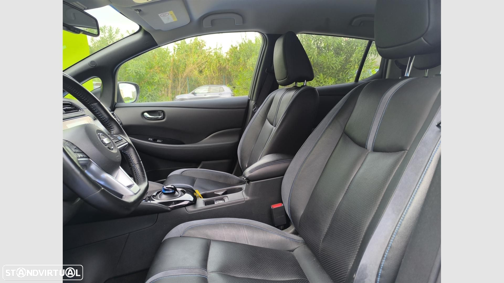 Nissan Leaf - 5
