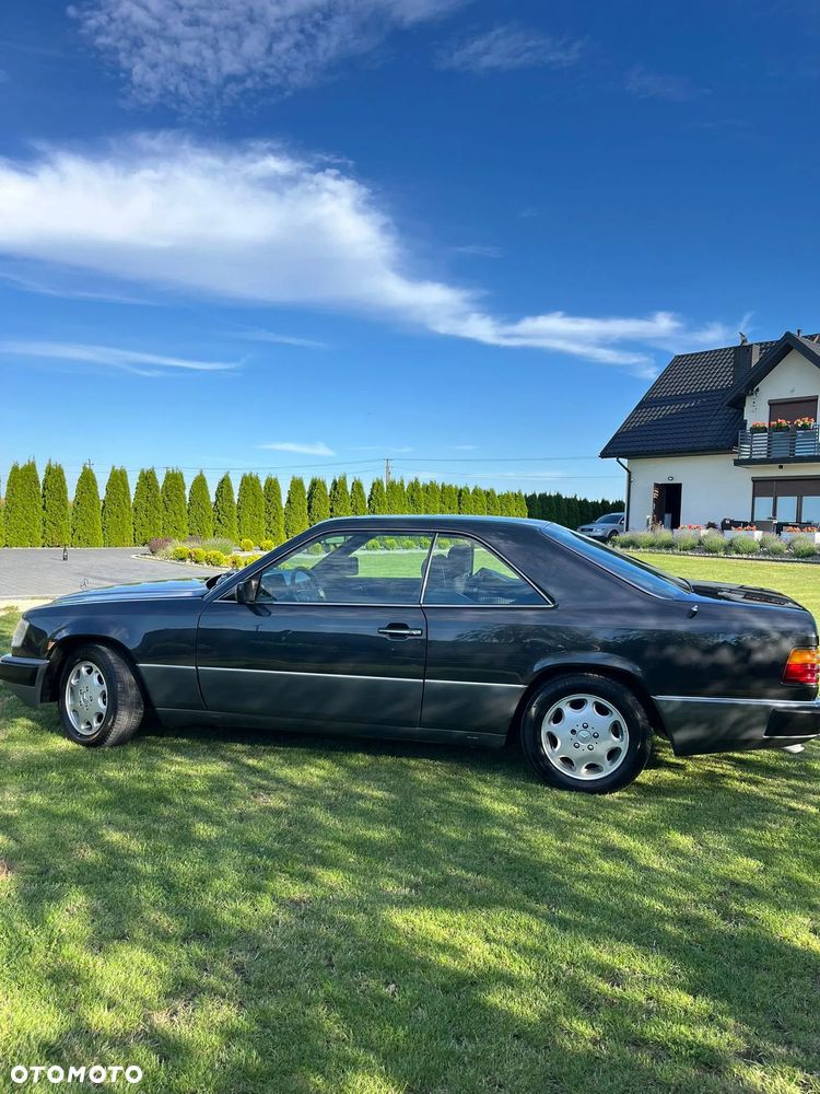 Mercedes-Benz W124 (1984-1993) - 4