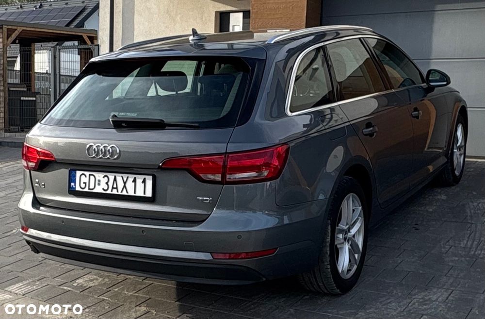 Audi A4 Avant 2.0 TDI ultra S tronic design - 13