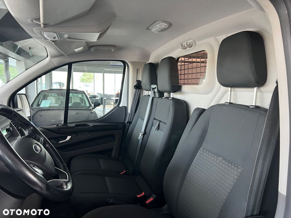 Ford Transit Custom - 24