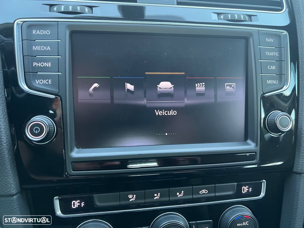 VW Golf 1.6 TDi Highline - 25