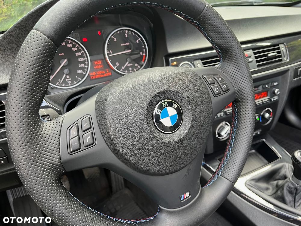 BMW Seria 3 320d - 21