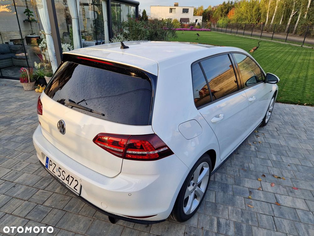 Volkswagen Golf GTI Performance BlueMotion Technology DSG - 6