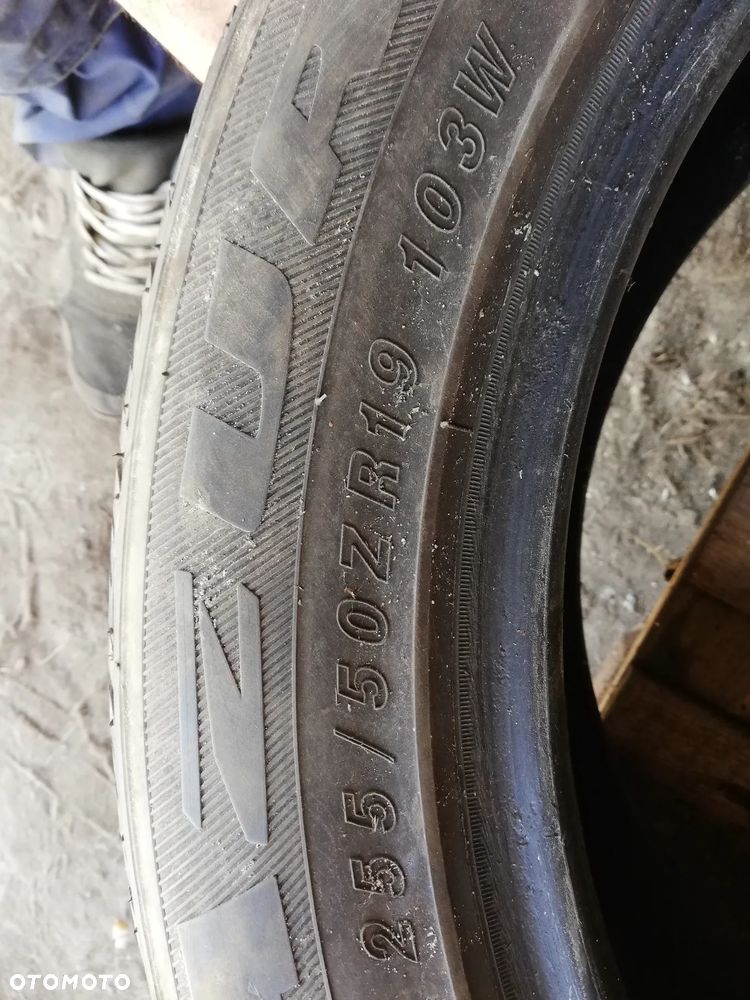 Opony pace azura 255/50z/r19 - 3