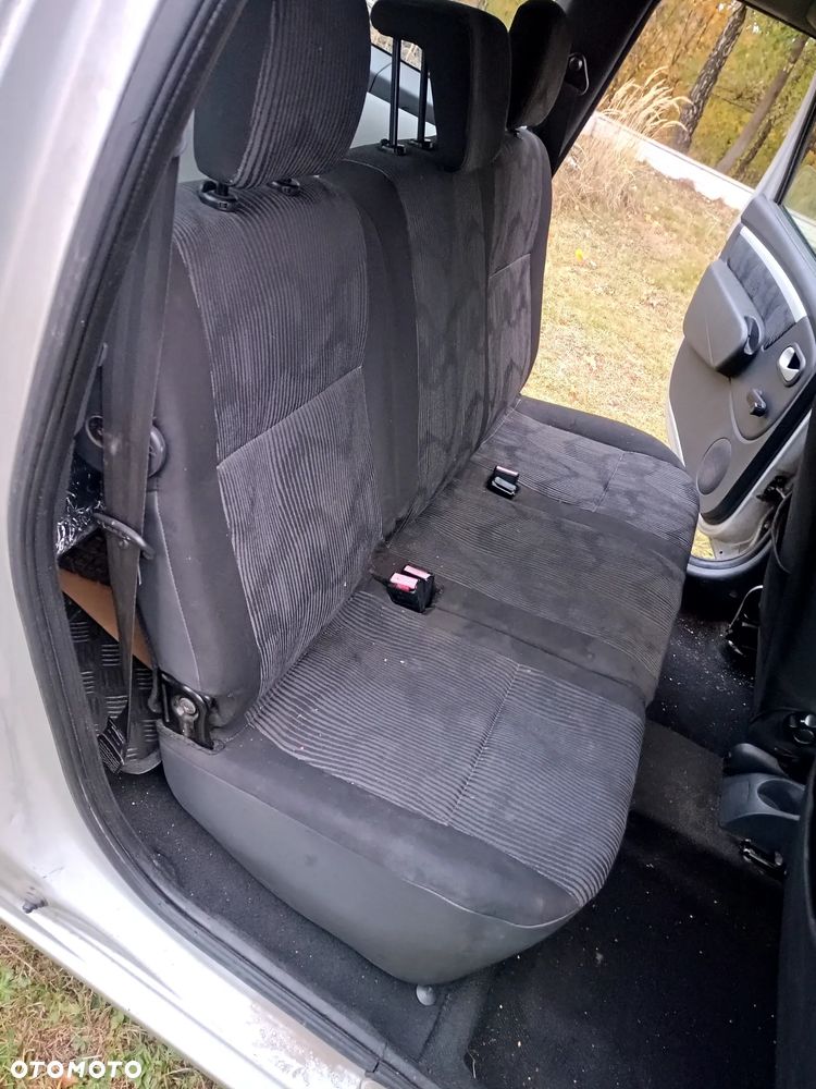 Dacia Logan - 12