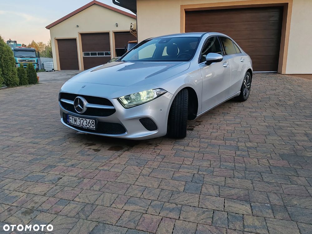 Mercedes-Benz Klasa A 180 d Edition 1 7G-DCT - 5