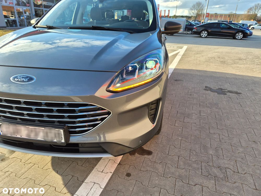 Ford Kuga - 2
