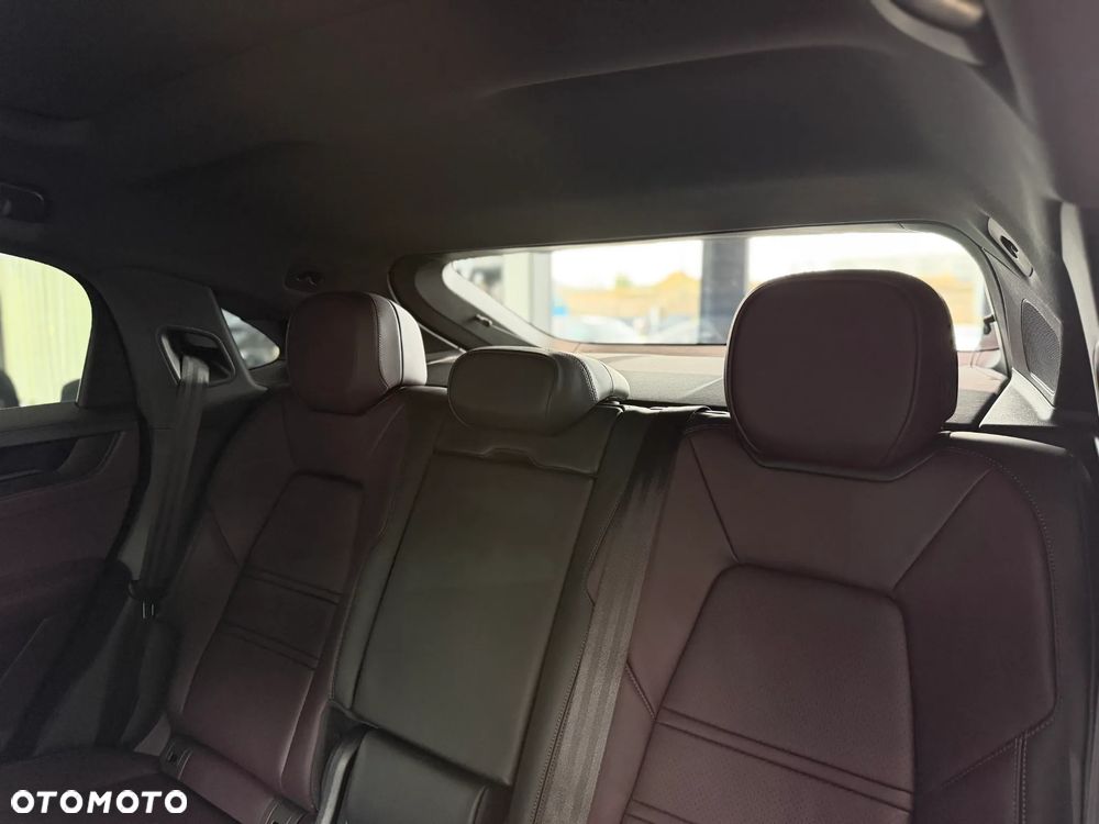 Porsche Cayenne Black Edition - 34