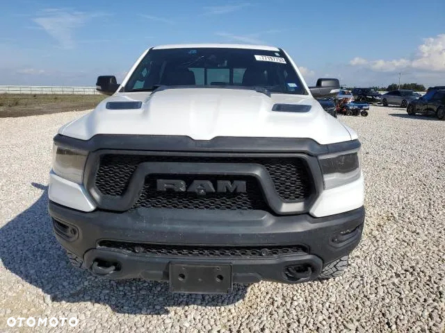 Dodge RAM 1500 5.7 4x4 - 19