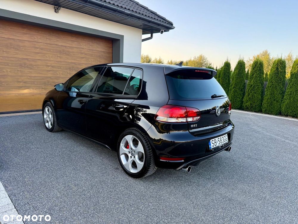 Volkswagen Golf 2.0 GTI DSG - 6