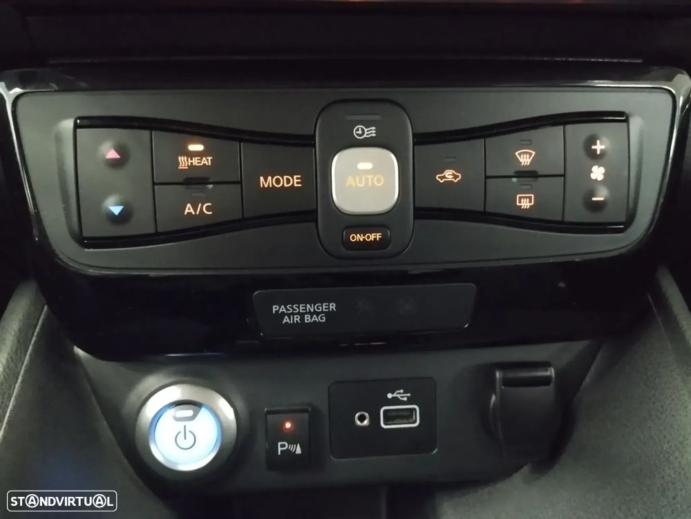 Nissan Leaf Acenta - 27