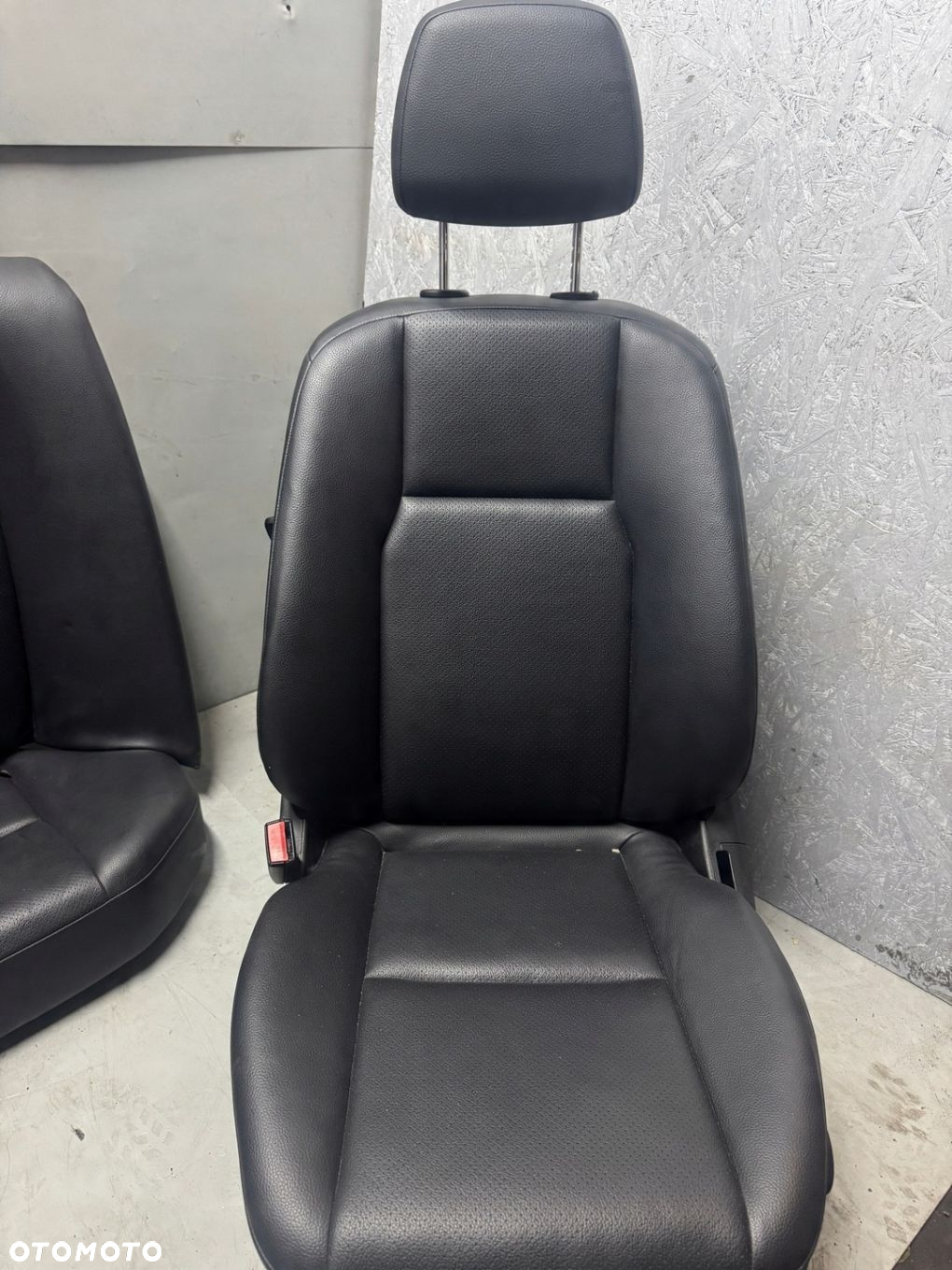 Fotele kanapa komplet Mercedes W204 Sedan C klasa - 3
